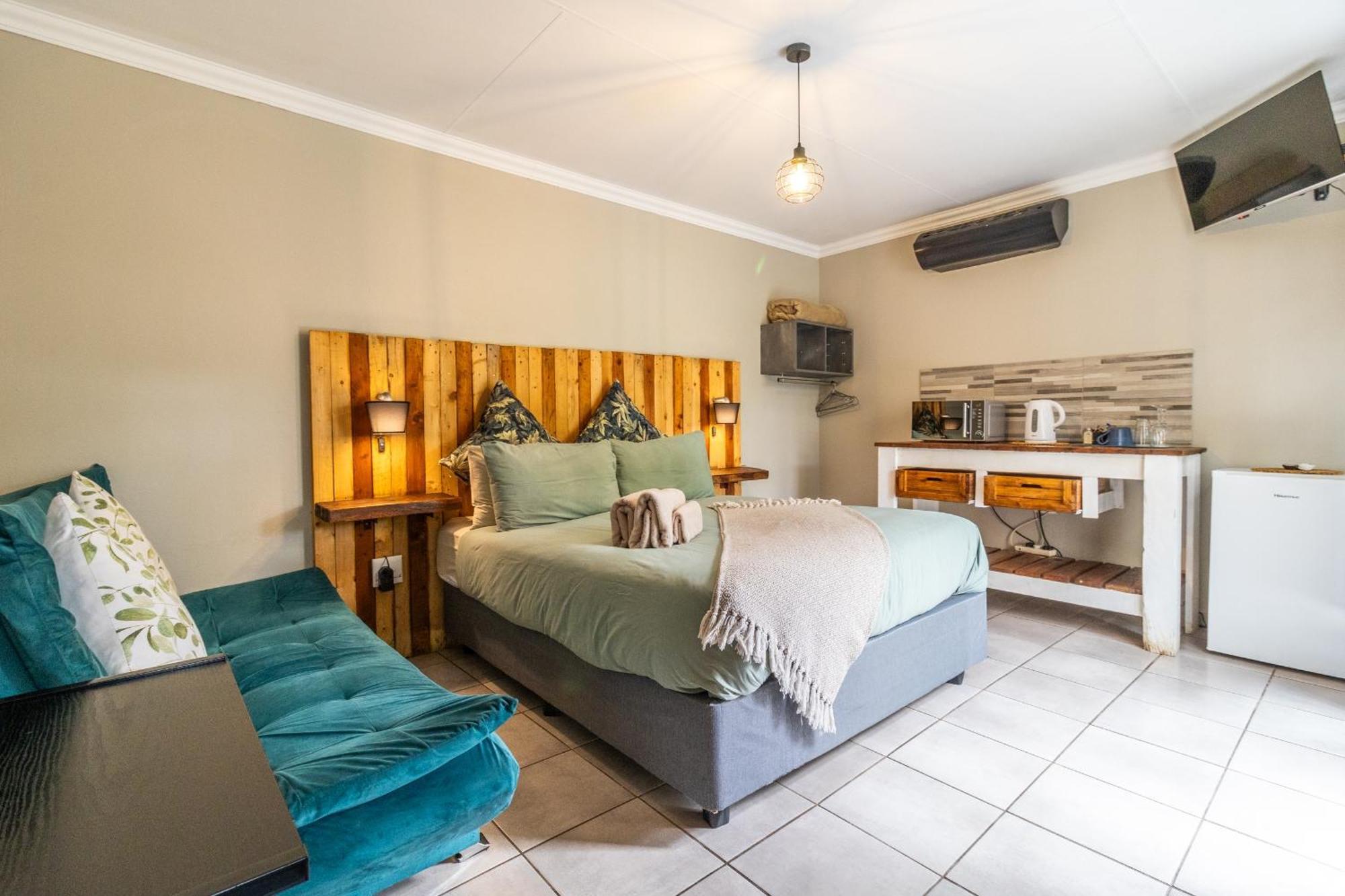 Bosveld In Die Stad 2 Guesthouse Alberton Esterno foto