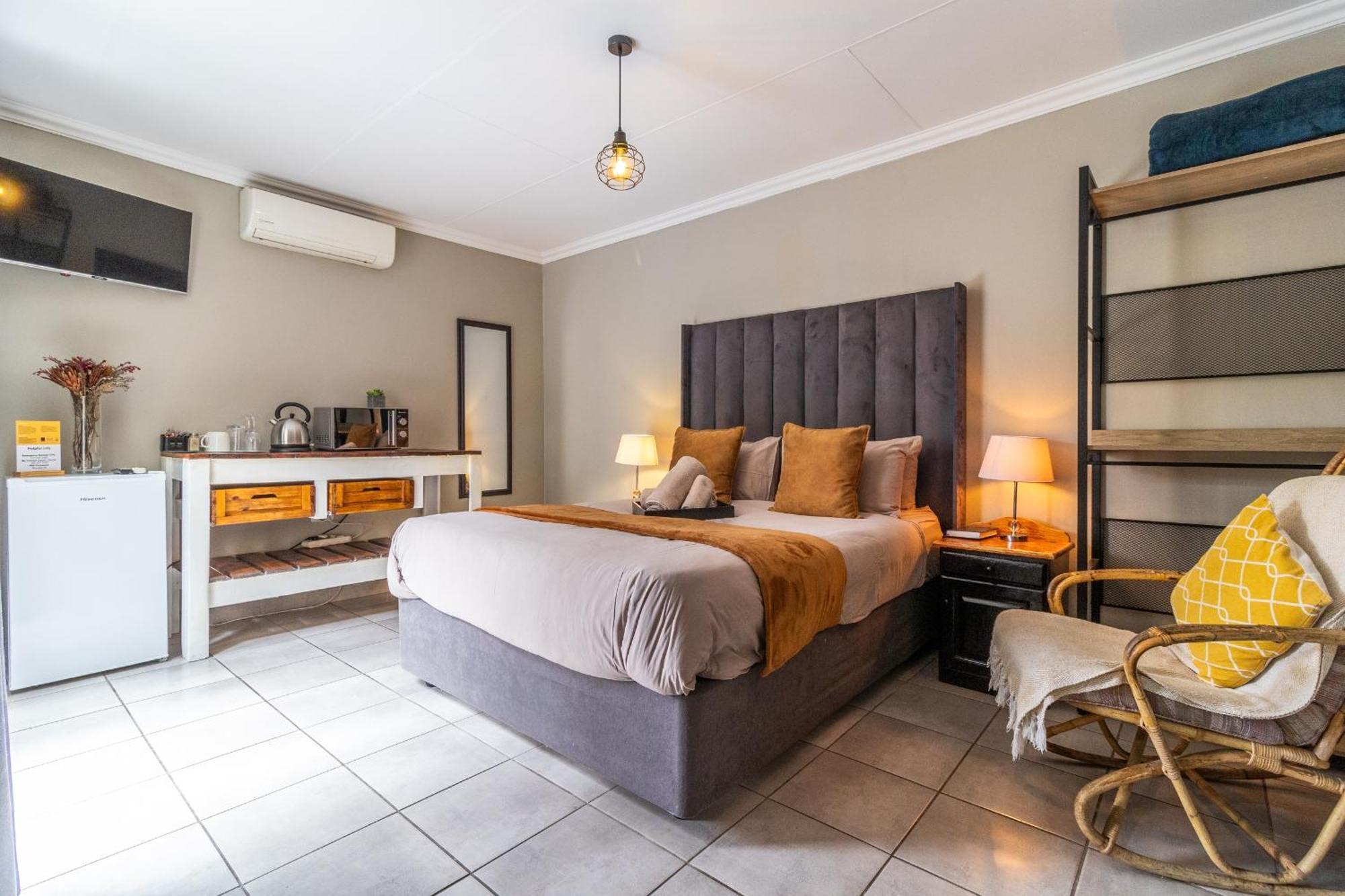 Bosveld In Die Stad 2 Guesthouse Alberton Esterno foto
